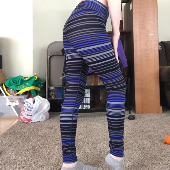 ‼️2 for $20‼️ Calvin Klein striped leggings - Picture 13 of 16